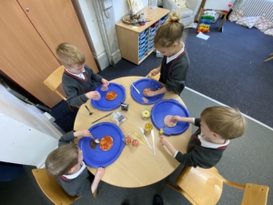 Lower Prep pupils make pizzas