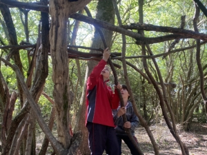 Heritage Year 6 pupils building dens at Anglesey Abbey